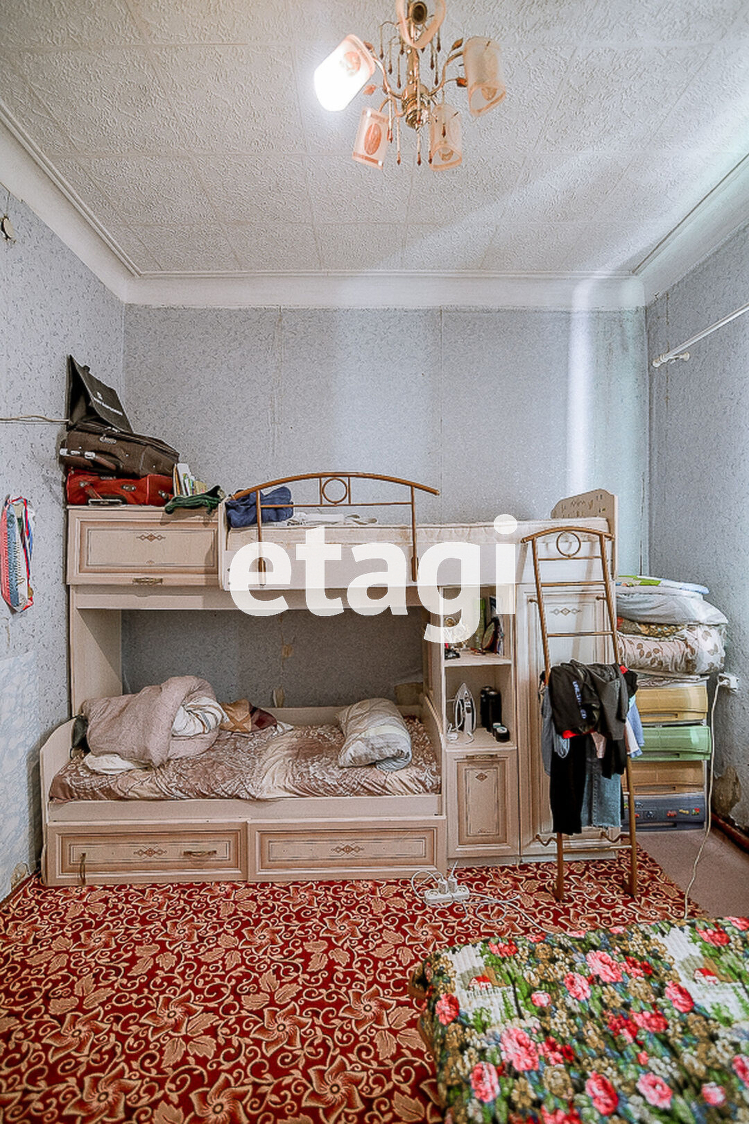 Продажа 2-комнатной квартиры, Южно-Сахалинск, Сахалинская область,  Южно-Сахалинск