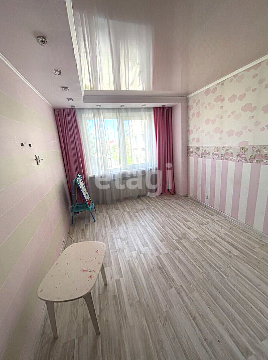 Продажа 3-комнатной квартиры, Южно-Сахалинск, Сахалинская область,  Южно-Сахалинск