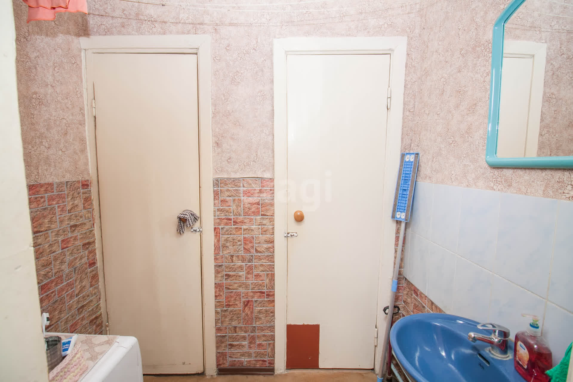 Продажа 2-комнатной квартиры, Южно-Сахалинск, Сахалинская область,  Южно-Сахалинск