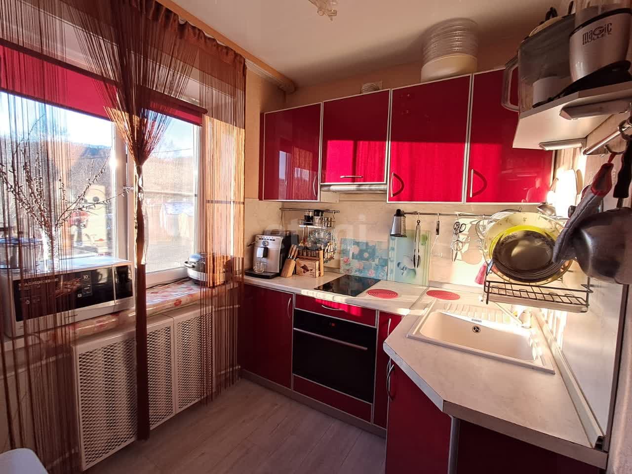 Продажа 3-комнатной квартиры, Южно-Сахалинск, Сахалинская область,  Южно-Сахалинск