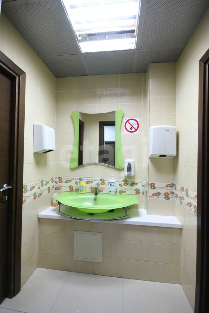 Продажа коммерческой недвижимости, 1156м <sup>2</sup>, Новый Уренгой, Ямало-Ненецкий АО,  Новый Уренгой