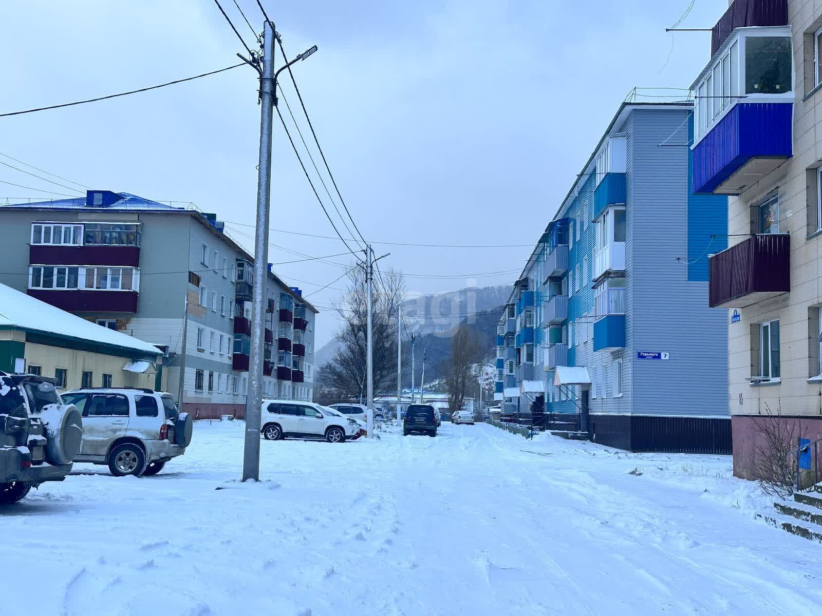 Продажа 4-комнатной квартиры, Южно-Сахалинск, Сахалинская область,  Южно-Сахалинск