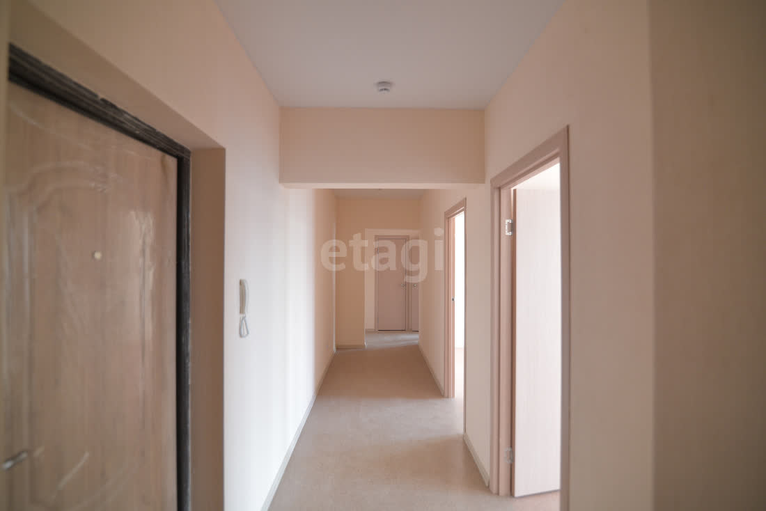 Продажа 3-комнатной квартиры, Южно-Сахалинск, Сахалинская область,  Южно-Сахалинск