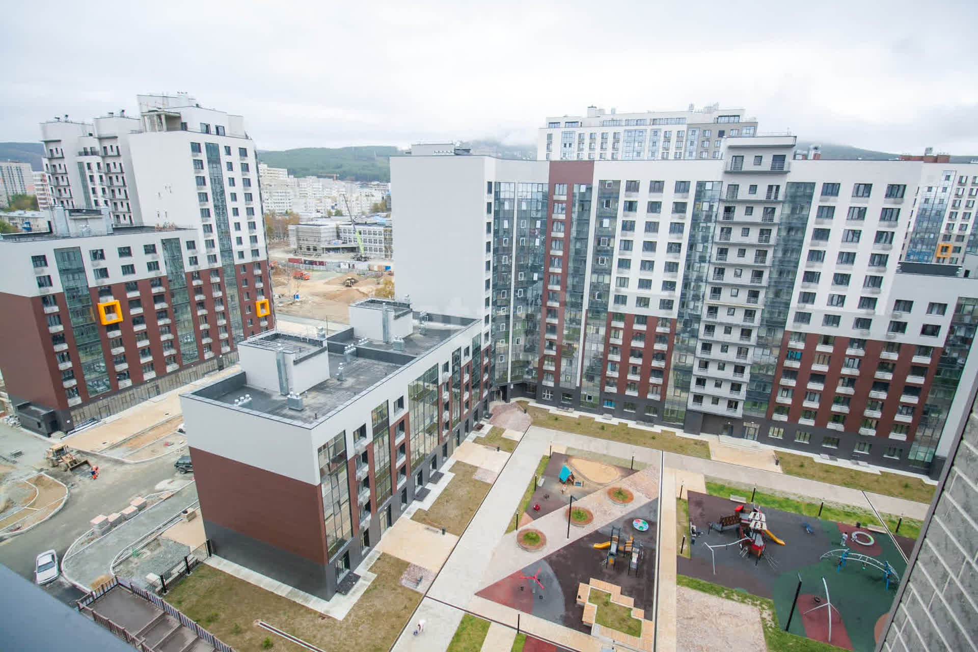 Продажа 3-комнатной квартиры, Южно-Сахалинск, Сахалинская область,  Южно-Сахалинск