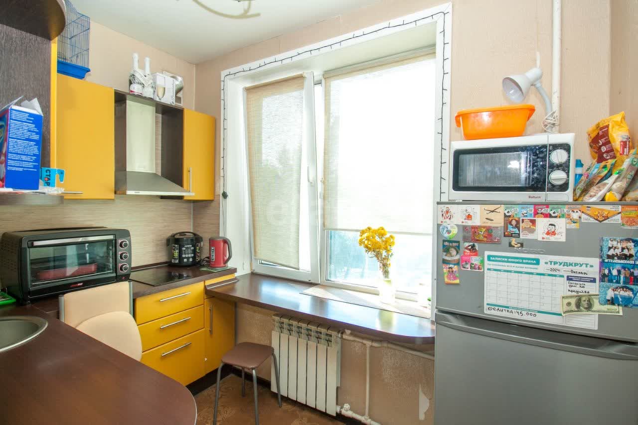 Продажа 2-комнатной квартиры, Южно-Сахалинск, Сахалинская область,  Южно-Сахалинск