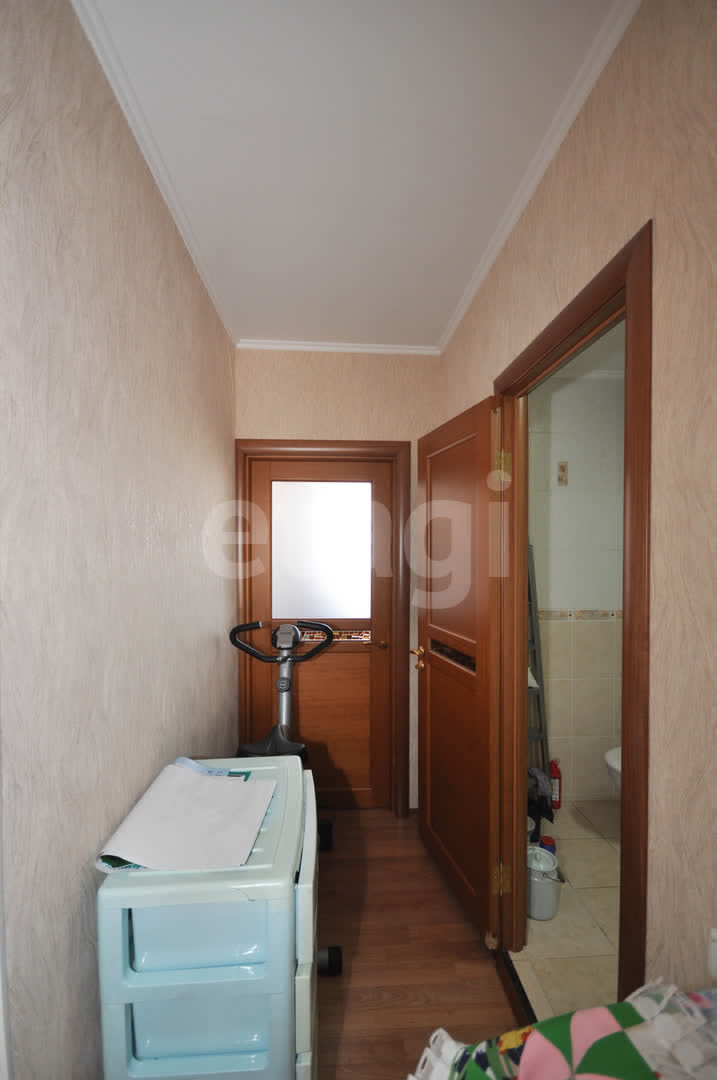 Продажа 4-комнатной квартиры, Южно-Сахалинск, Сахалинская область,  Южно-Сахалинск