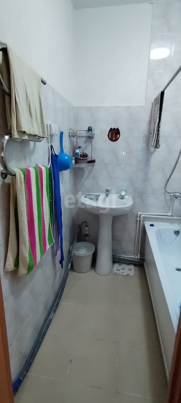 Продажа 2-комнатной квартиры, Южно-Сахалинск, Сахалинская область,  Южно-Сахалинск