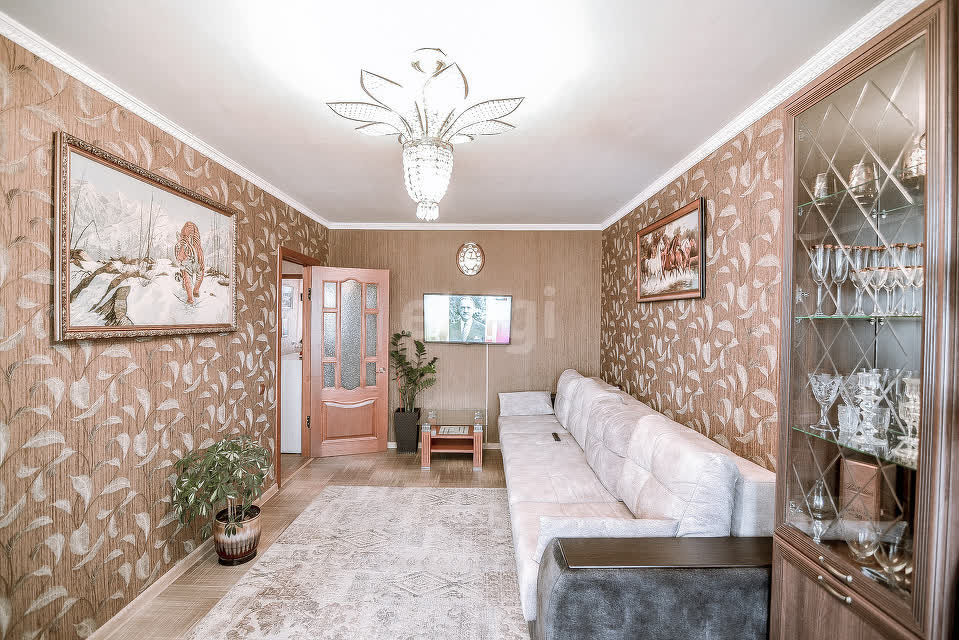 Продажа 3-комнатной квартиры, Южно-Сахалинск, Сахалинская область,  Южно-Сахалинск