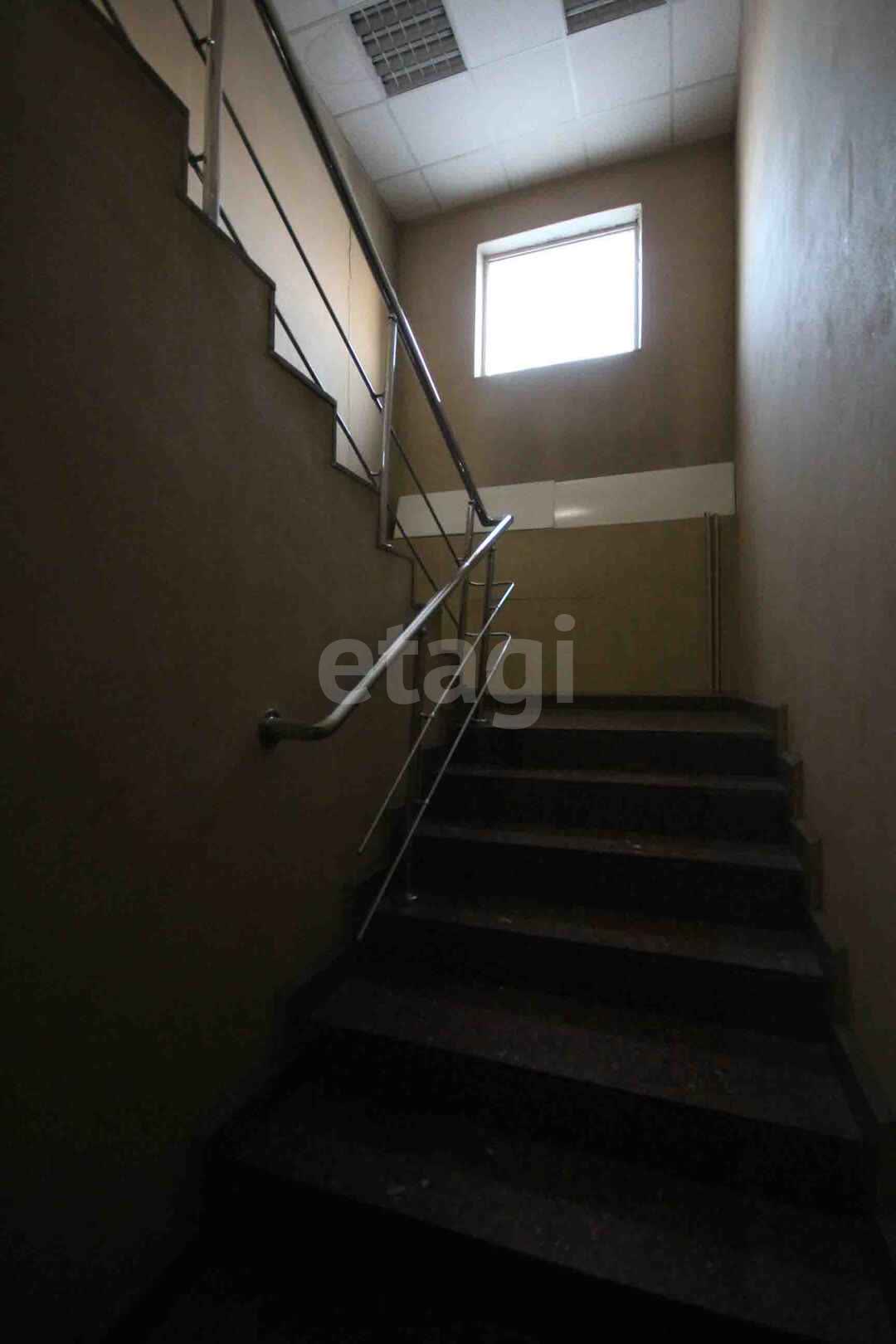 Аренда коммерческой недвижимости, 2500м <sup>2</sup>, Новый Уренгой, Ямало-Ненецкий АО,  Новый Уренгой