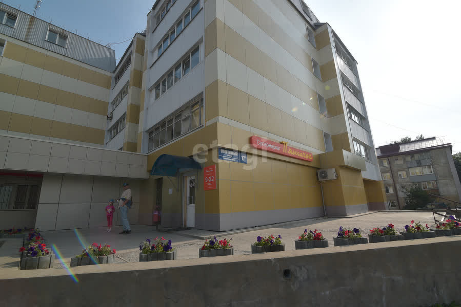 Продажа 2-комнатной квартиры, Южно-Сахалинск, Сахалинская область,  Южно-Сахалинск