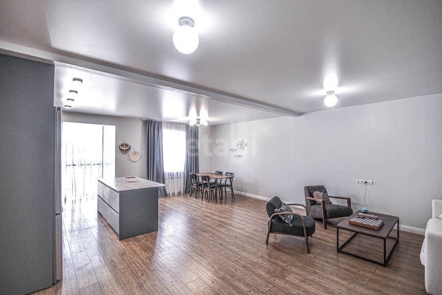 Продажа 3-комнатной квартиры, Южно-Сахалинск, Сахалинская область,  Южно-Сахалинск