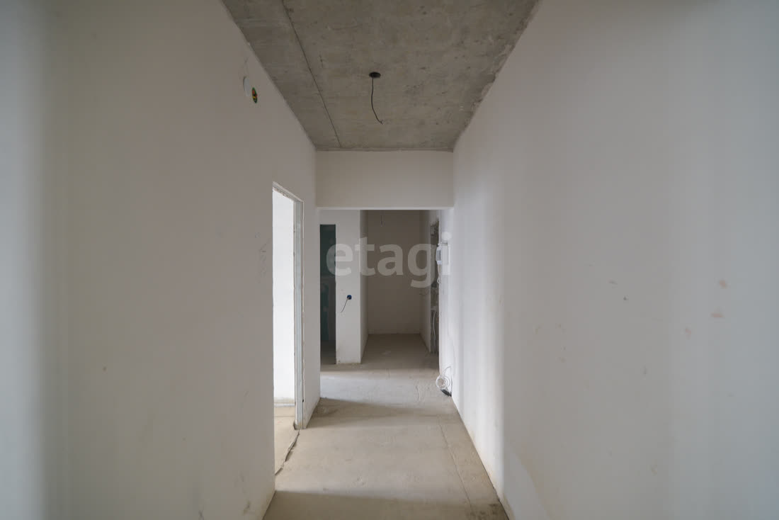 Продажа 4-комнатной квартиры, Южно-Сахалинск, Сахалинская область,  Южно-Сахалинск