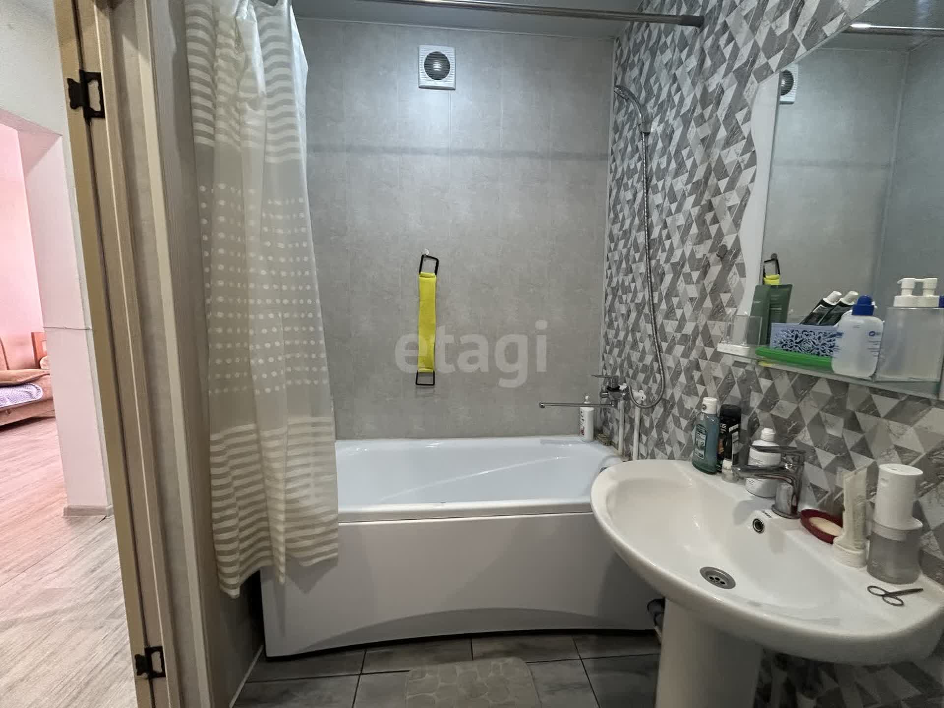 Продажа 1-комнатной квартиры, Улан-Удэ, Республика Бурятия,  Улан-Удэ