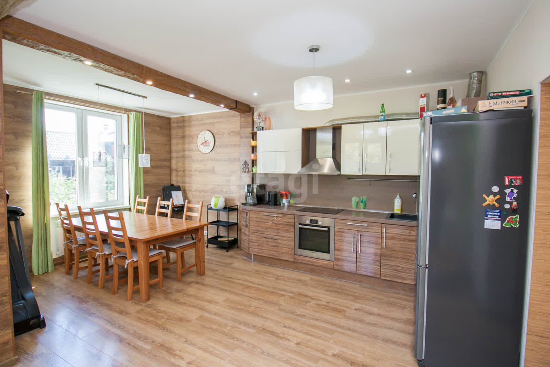 Продажа дома, 318м <sup>2</sup>, 10 сот., Южно-Сахалинск, Сахалинская область,  