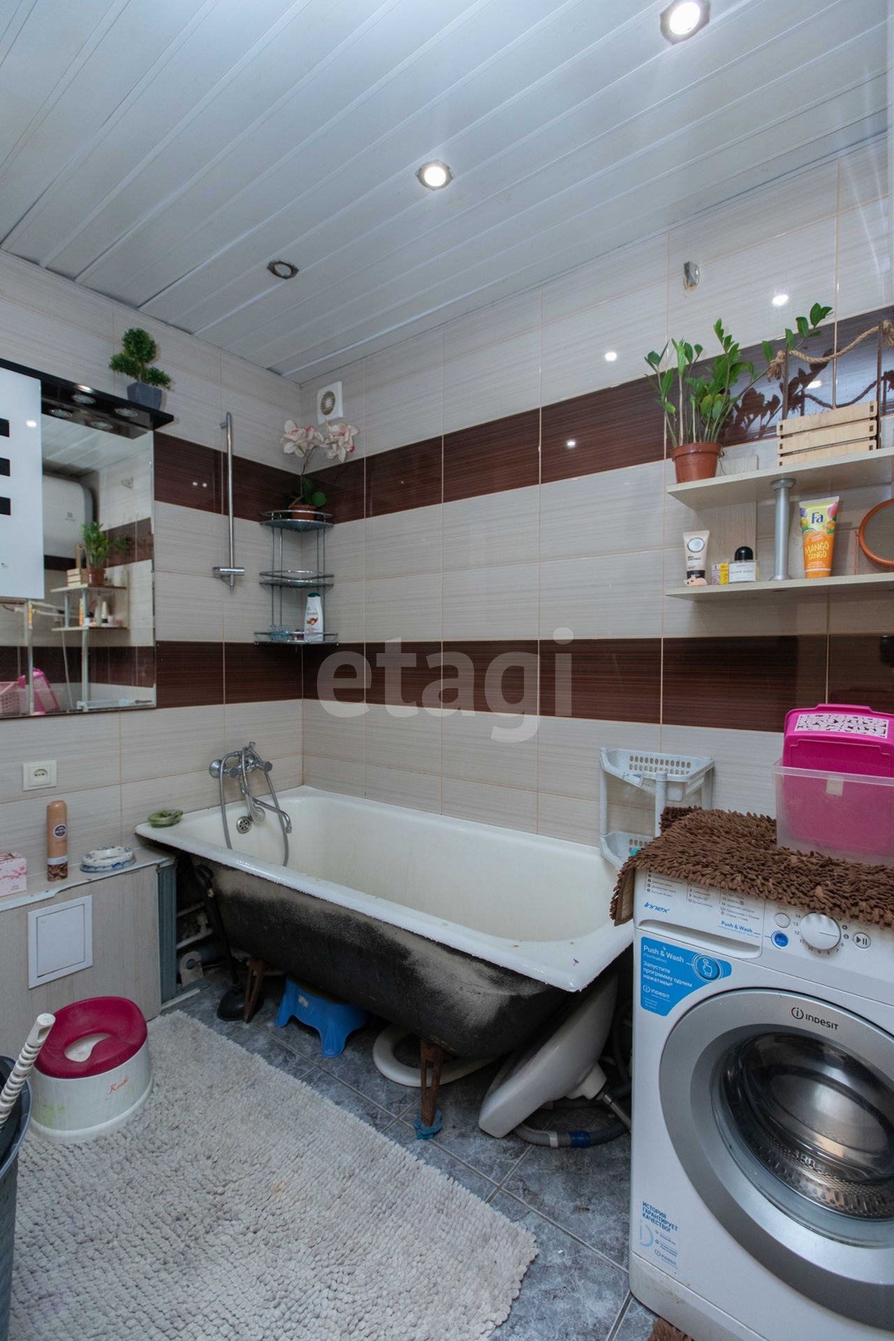 Продажа 2-комнатной квартиры, Южно-Сахалинск, Сахалинская область,  Южно-Сахалинск