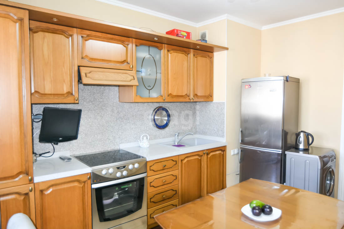 Продажа 3-комнатной квартиры, Южно-Сахалинск, Сахалинская область,  Южно-Сахалинск