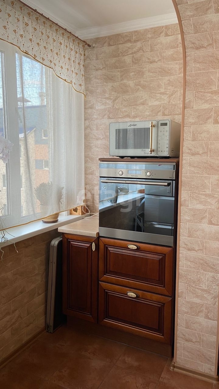 Продажа 3-комнатной квартиры, Южно-Сахалинск, Сахалинская область,  Южно-Сахалинск