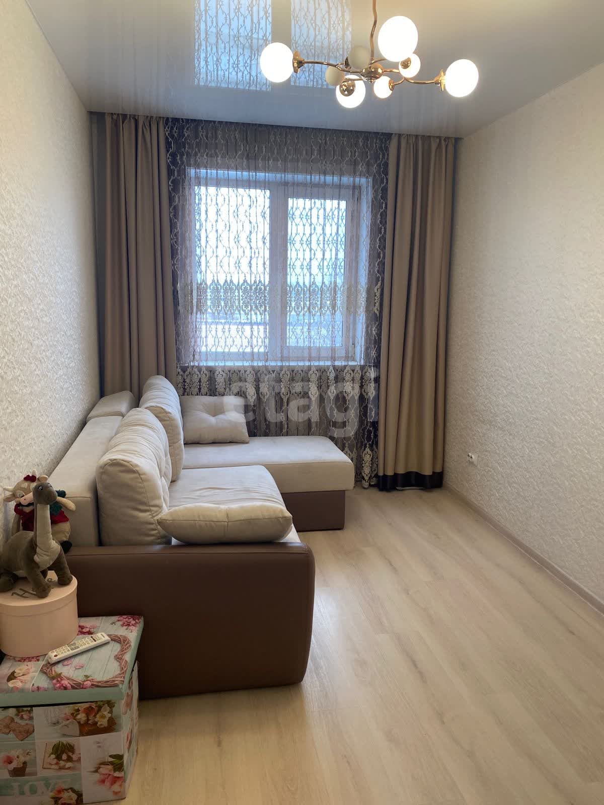 Продажа 3-комнатной квартиры, Южно-Сахалинск, Сахалинская область,  Южно-Сахалинск