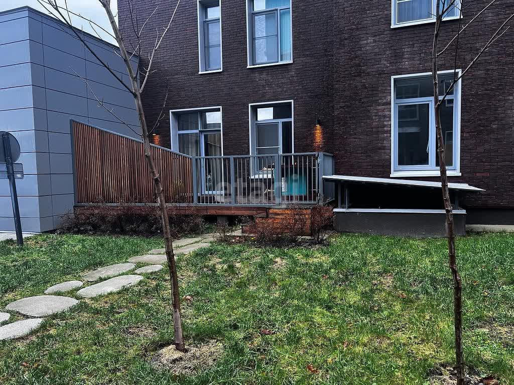 Продажа 2-комнатной квартиры, Южно-Сахалинск, Сахалинская область,  Южно-Сахалинск