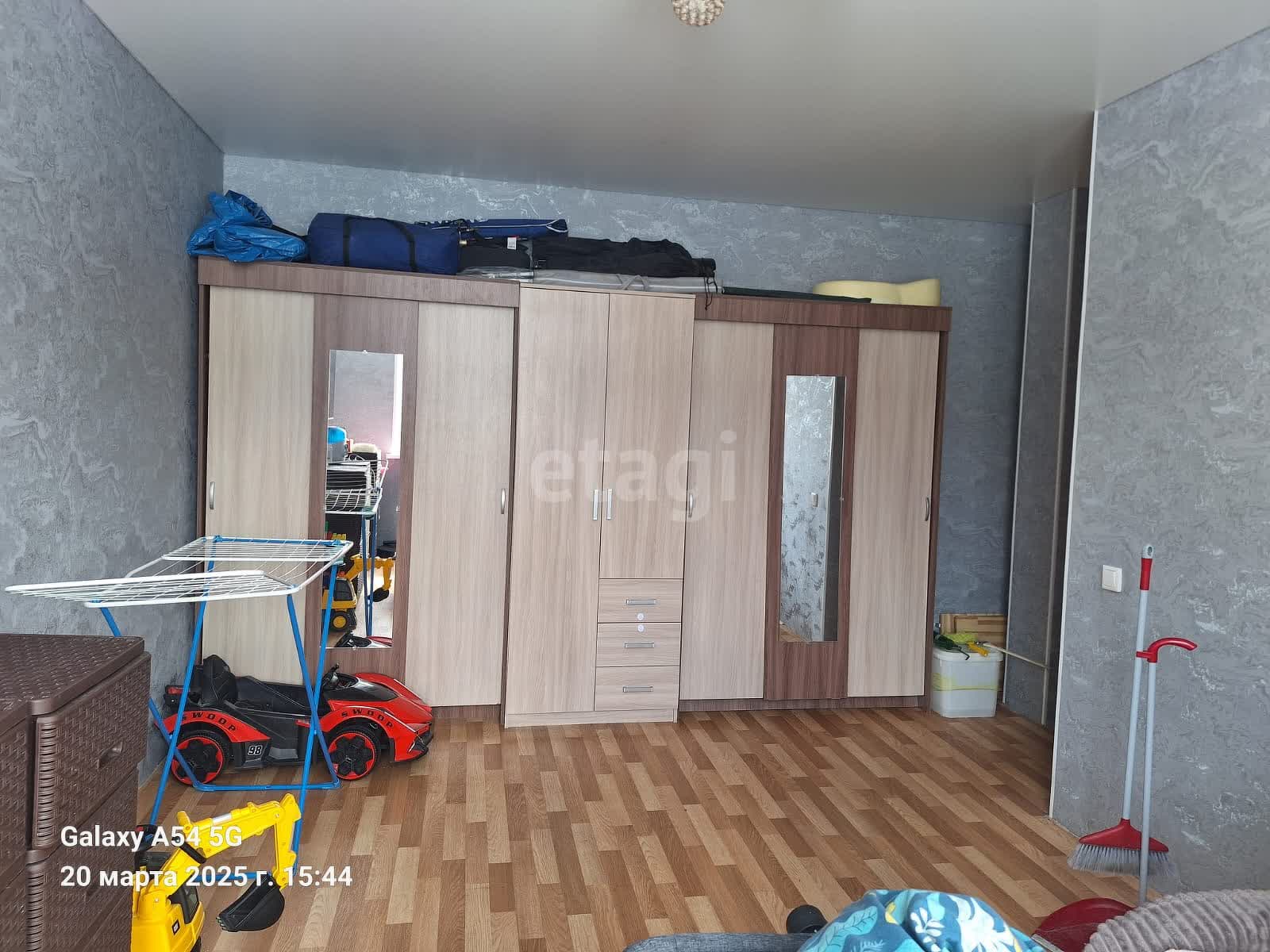 Продажа 2-комнатной квартиры, Южно-Сахалинск, Сахалинская область,  Южно-Сахалинск