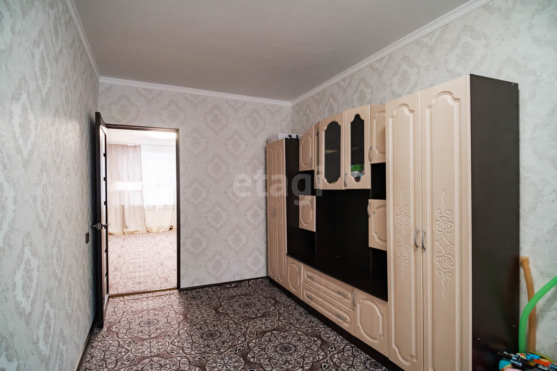 Продажа 3-комнатной квартиры, Комсомольск-на-Амуре, Ленина пр-т,  74