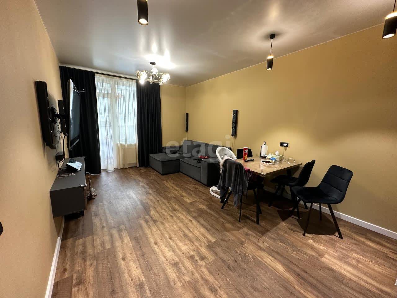 Продажа 2-комнатной квартиры, Южно-Сахалинск, Сахалинская область,  Южно-Сахалинск