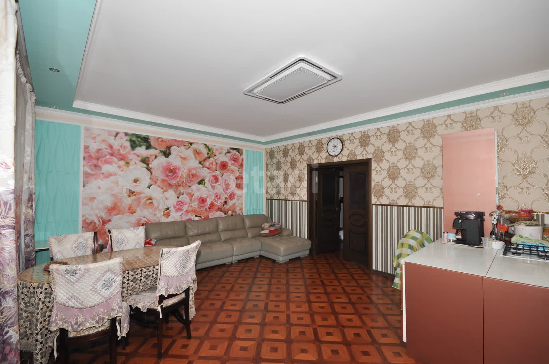 Продажа дома, 298м <sup>2</sup>, 9 сот., Южно-Сахалинск, Сахалинская область,  