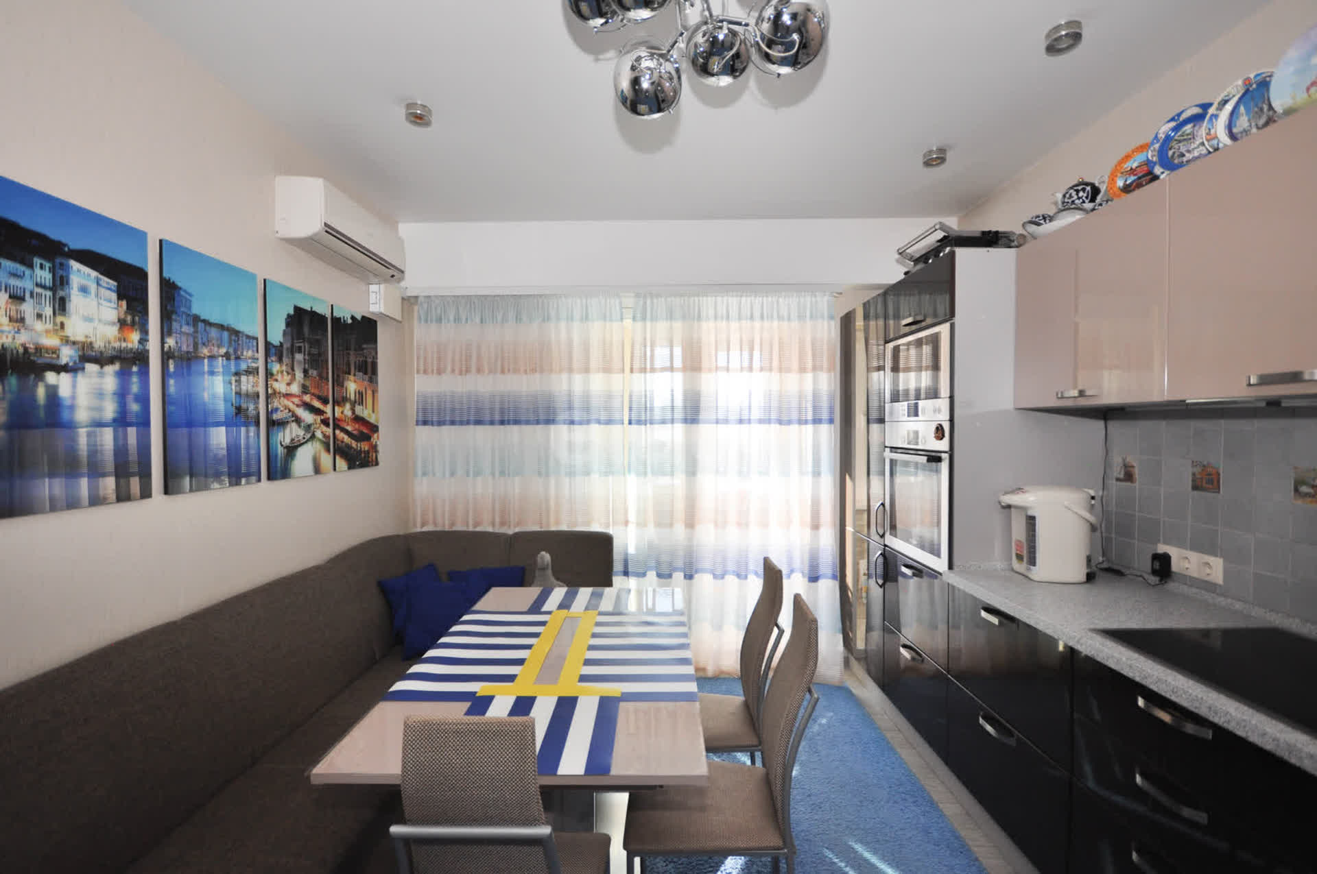 Продажа 2-комнатной квартиры, Южно-Сахалинск, Сахалинская область,  Южно-Сахалинск