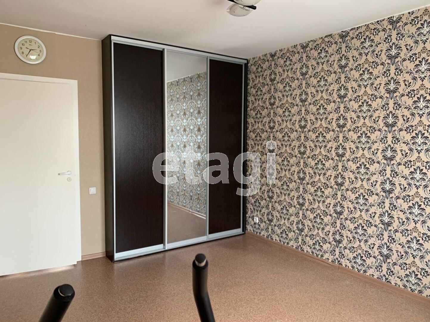 Продажа 4-комнатной квартиры, Южно-Сахалинск, Сахалинская область,  Южно-Сахалинск