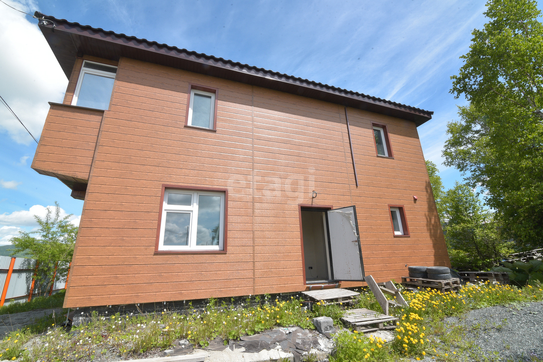 Продажа дома, 201м <sup>2</sup>, 8 сот., Южно-Сахалинск, Сахалинская область,  Южно-Сахалинск