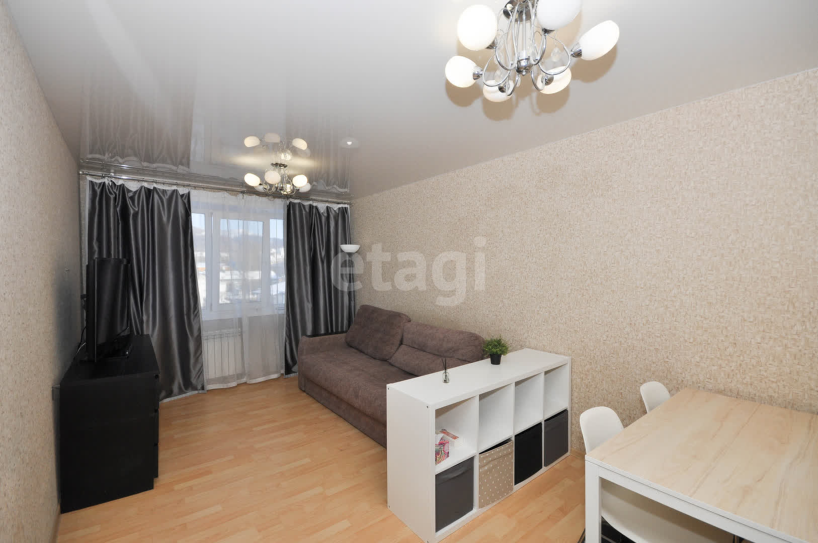 Продажа 2-комнатной квартиры, Южно-Сахалинск, Сахалинская область,  Южно-Сахалинск