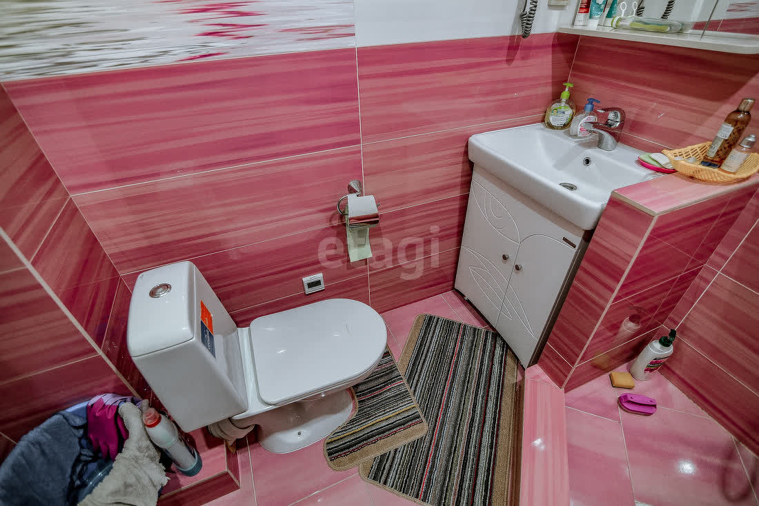 Продажа 3-комнатной квартиры, Южно-Сахалинск, Сахалинская область,  Южно-Сахалинск