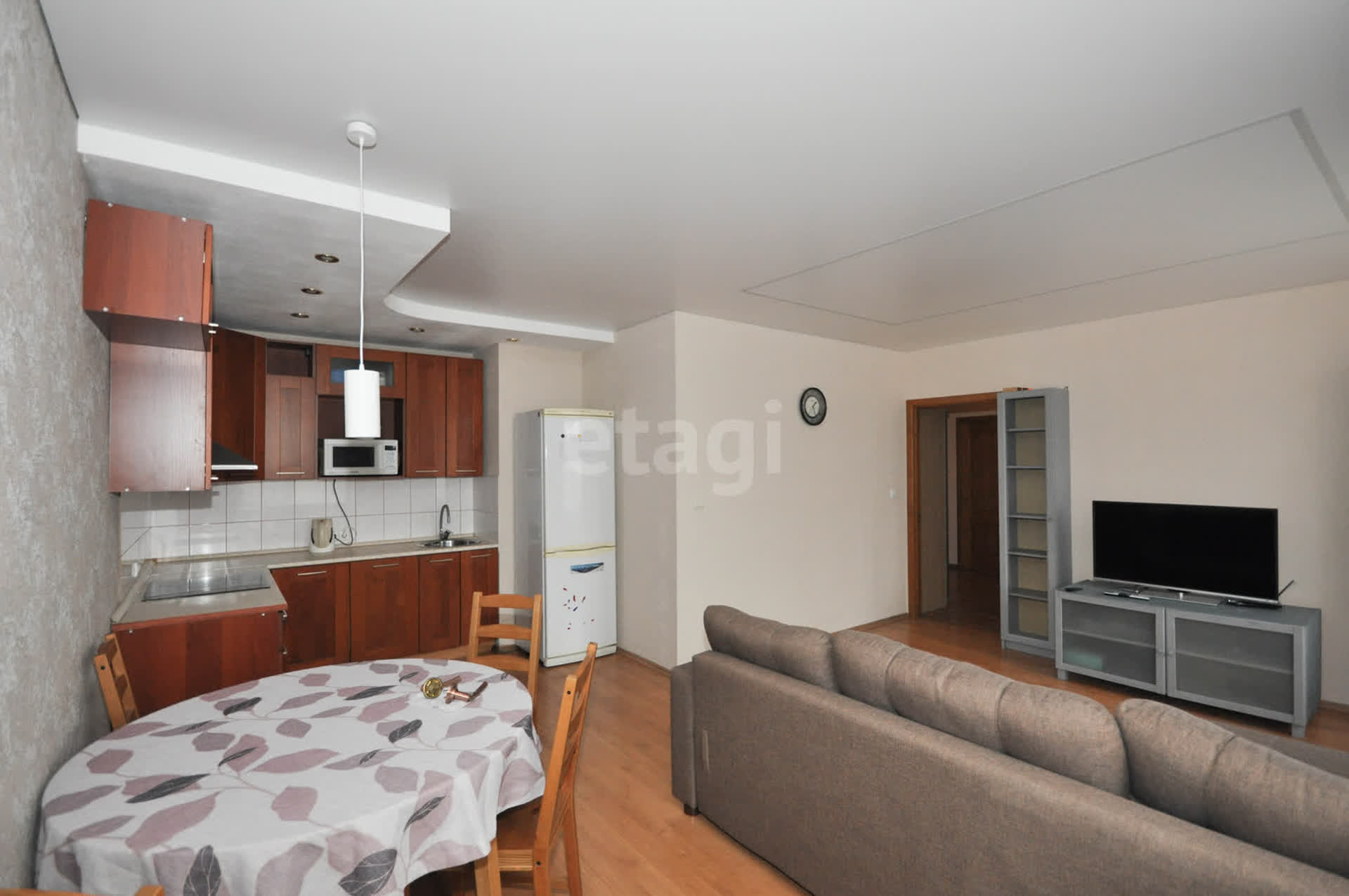 Аренда 3-комнатной квартиры, Южно-Сахалинск, Сахалинская область,  Южно-Сахалинск