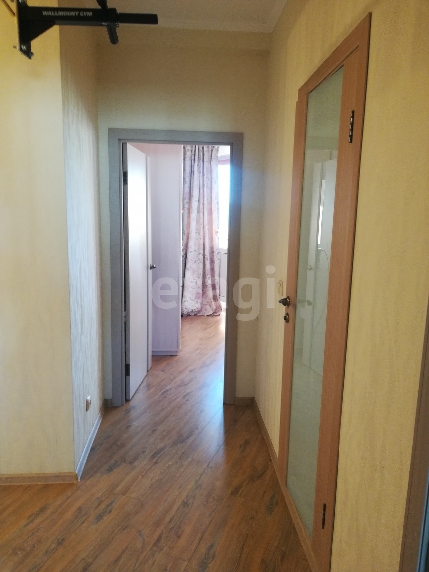 Продажа 2-комнатной квартиры, Южно-Сахалинск, Сахалинская область,  Южно-Сахалинск