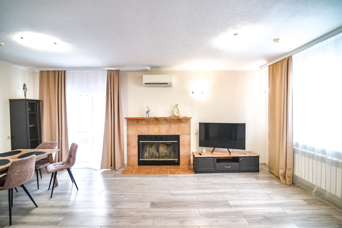 Аренда дома, 150м <sup>2</sup>, Южно-Сахалинск, Сахалинская область,  