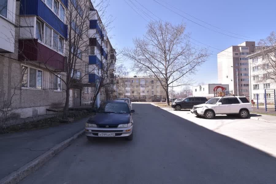 Продажа 4-комнатной квартиры, Южно-Сахалинск, Сахалинская область,  Южно-Сахалинск