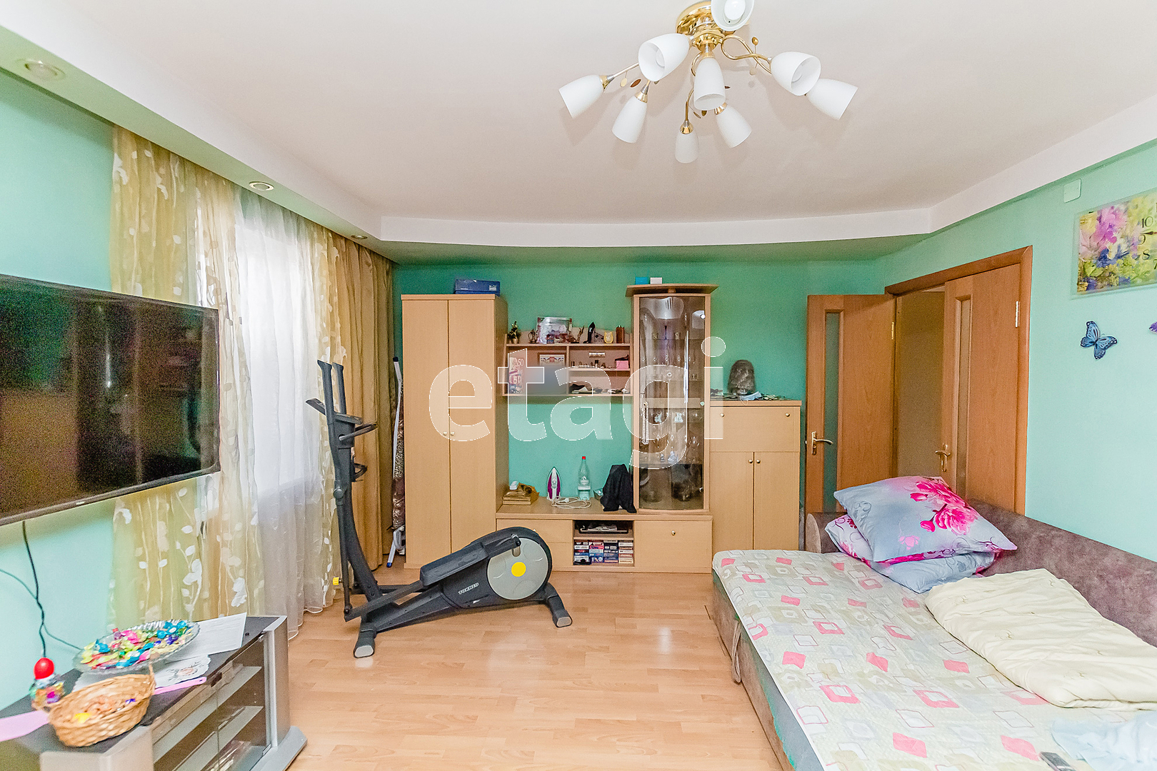 Продажа 4-комнатной квартиры, Улан-Удэ, Республика Бурятия,  Улан-Удэ