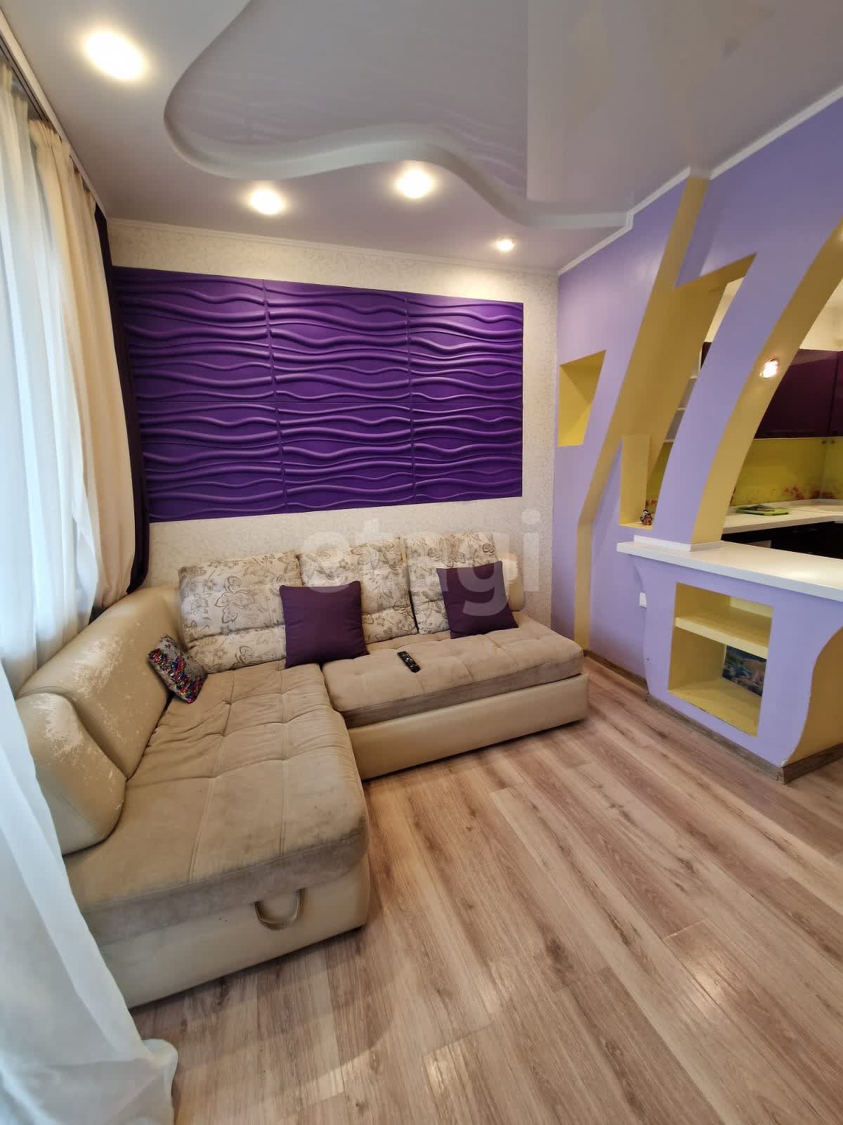 Продажа 2-комнатной квартиры, Южно-Сахалинск, Сахалинская область,  Южно-Сахалинск