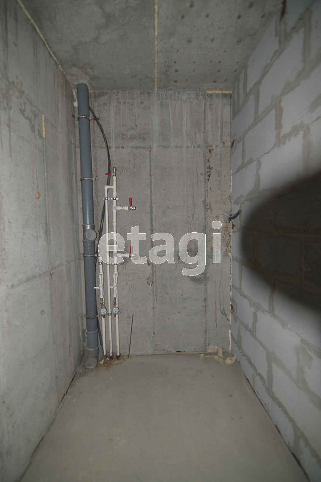 Продажа 2-комнатной квартиры, Южно-Сахалинск, Сахалинская область,  Южно-Сахалинск