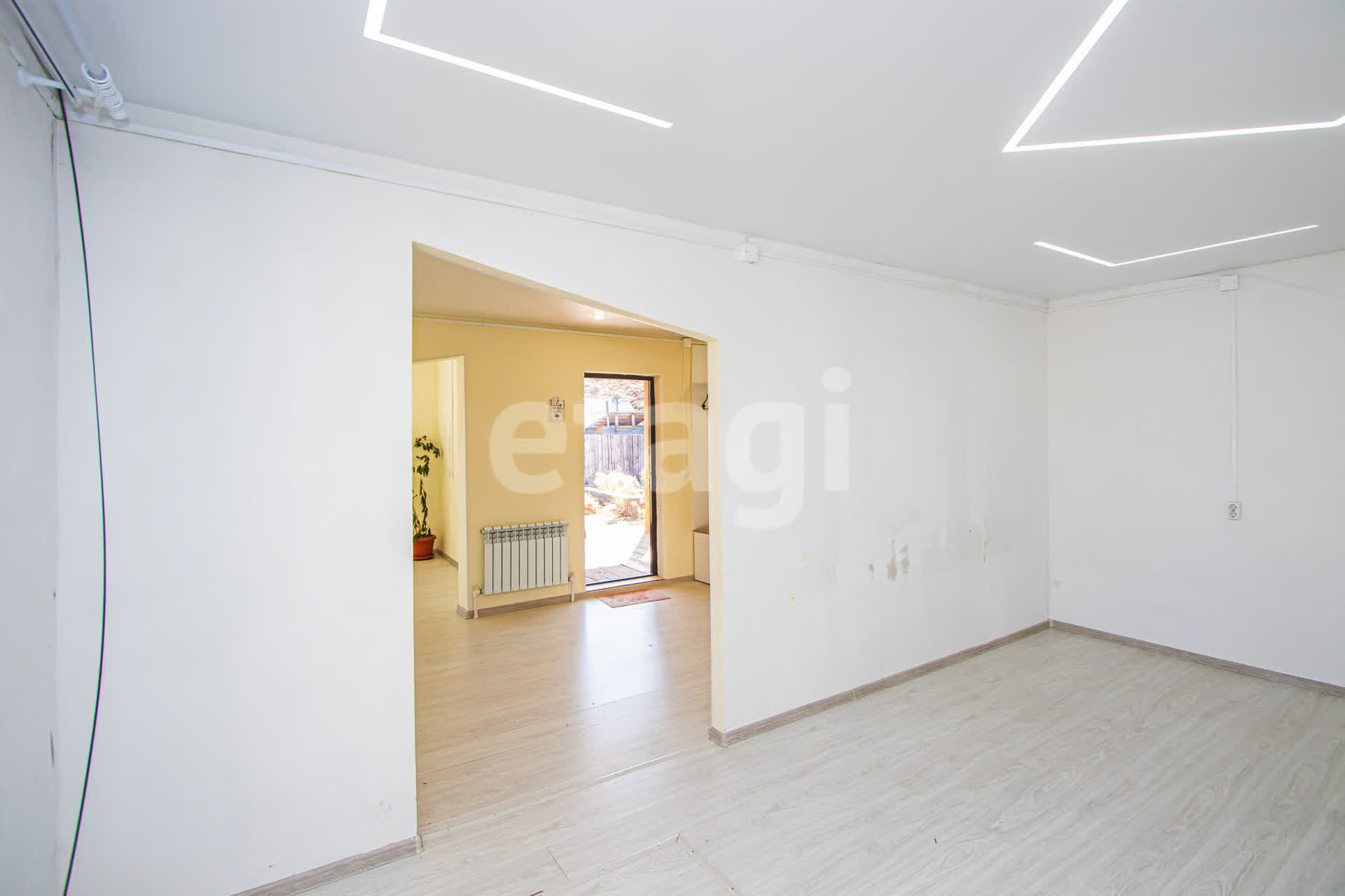 Продажа дома, 115м <sup>2</sup>, 8 сот., Улан-Удэ, Республика Бурятия,  Тарбагатайский