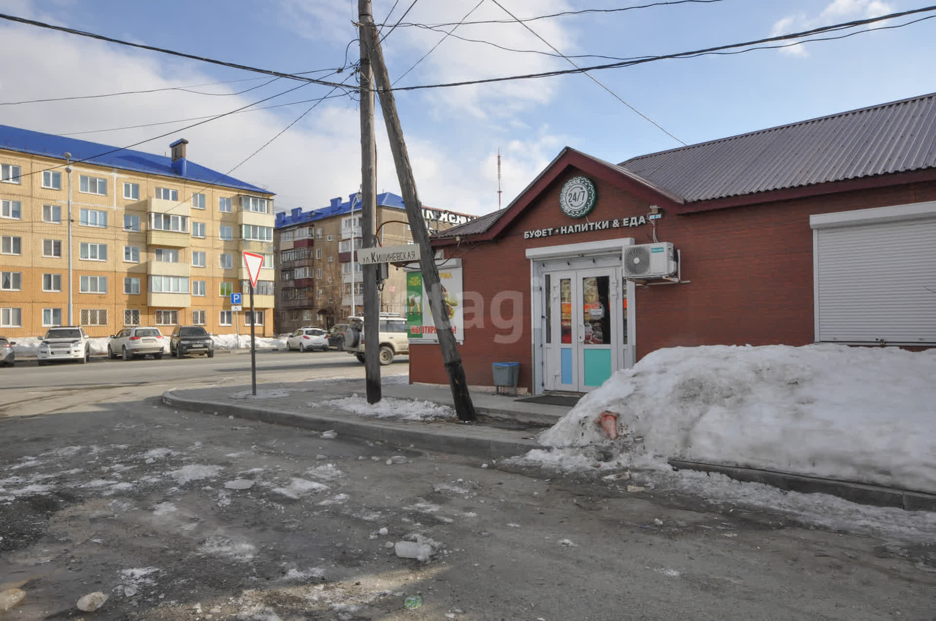 Продажа коммерческой недвижимости, 100м <sup>2</sup>, Южно-Сахалинск, Сахалинская область,  Южно-Сахалинск