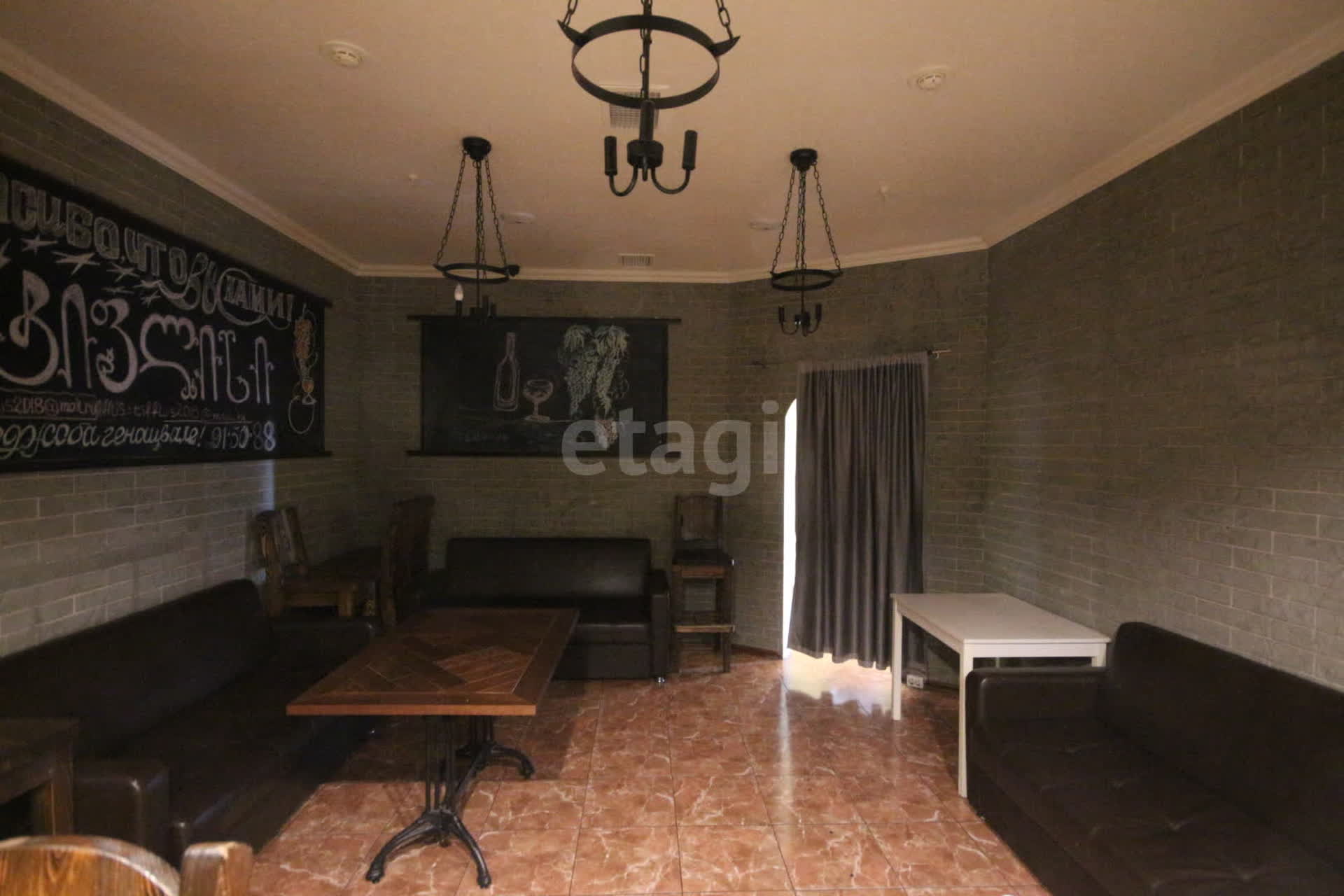 Аренда коммерческой недвижимости, 397м <sup>2</sup>, Новый Уренгой, Ямало-Ненецкий АО,  Новый Уренгой