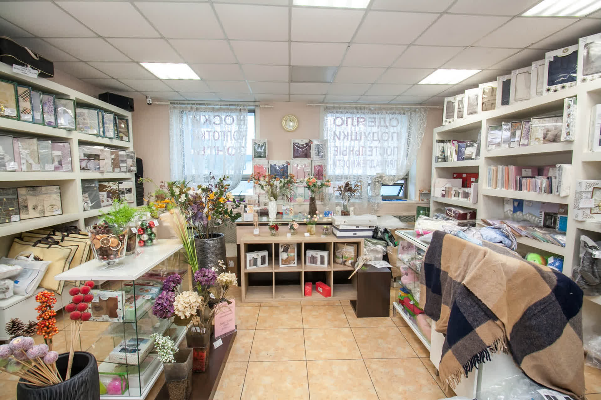 Продажа коммерческой недвижимости, 559м <sup>2</sup>, Южно-Сахалинск, Сахалинская область,  Южно-Сахалинск