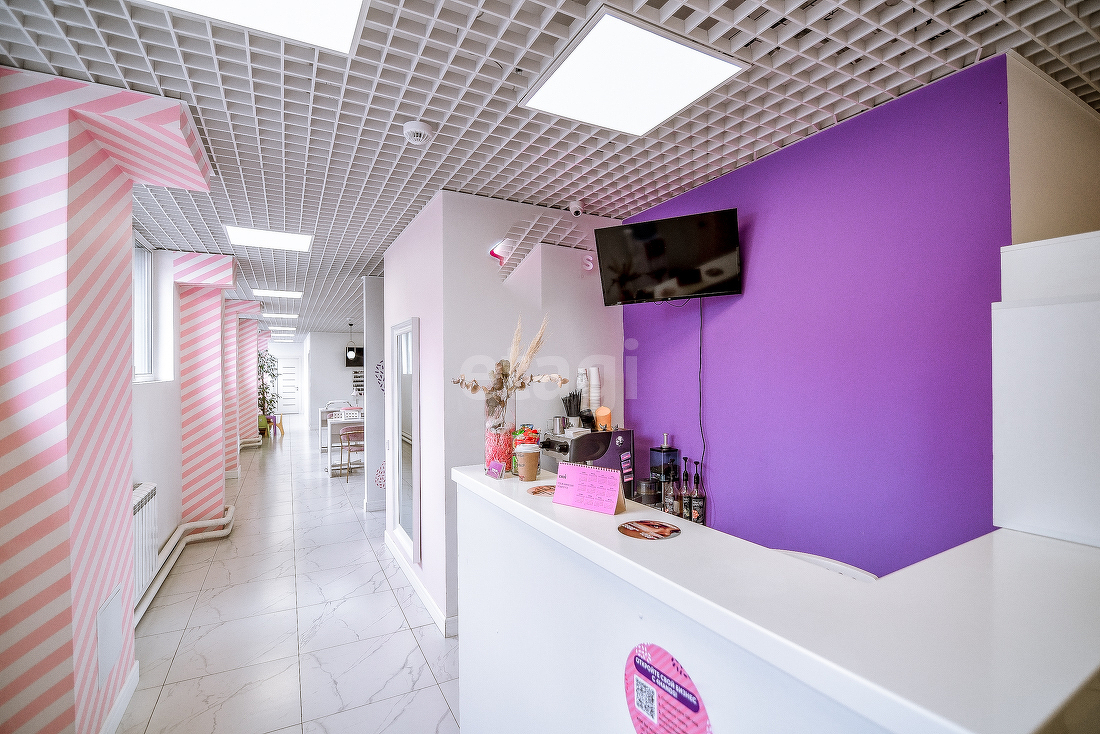 Продажа коммерческой недвижимости, 118м <sup>2</sup>, Южно-Сахалинск, Сахалинская область,  Южно-Сахалинск