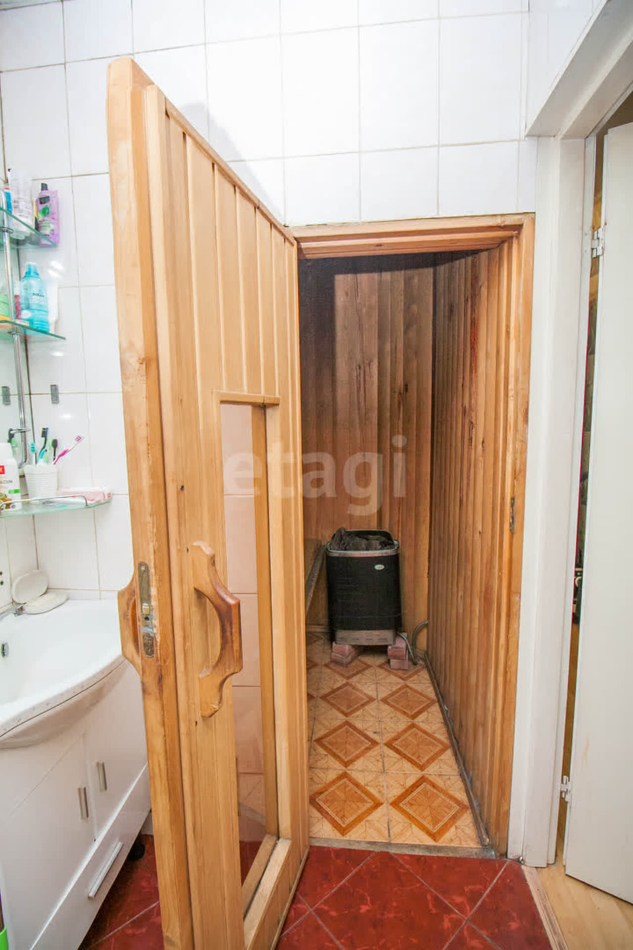 Продажа 2-комнатной квартиры, Южно-Сахалинск, Сахалинская область,  Южно-Сахалинск