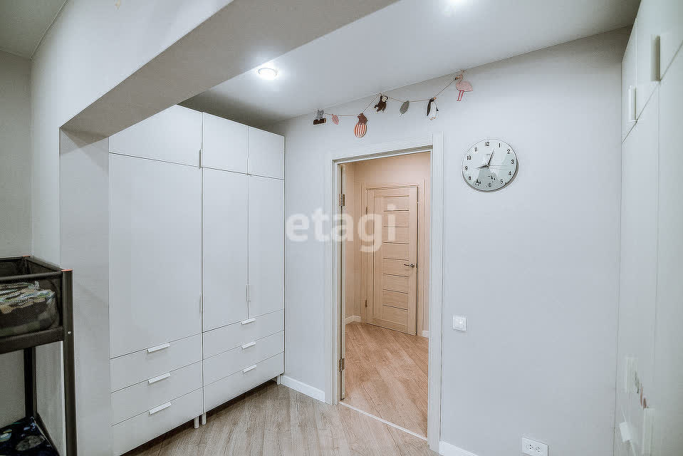 Продажа 2-комнатной квартиры, Южно-Сахалинск, Сахалинская область,  Южно-Сахалинск