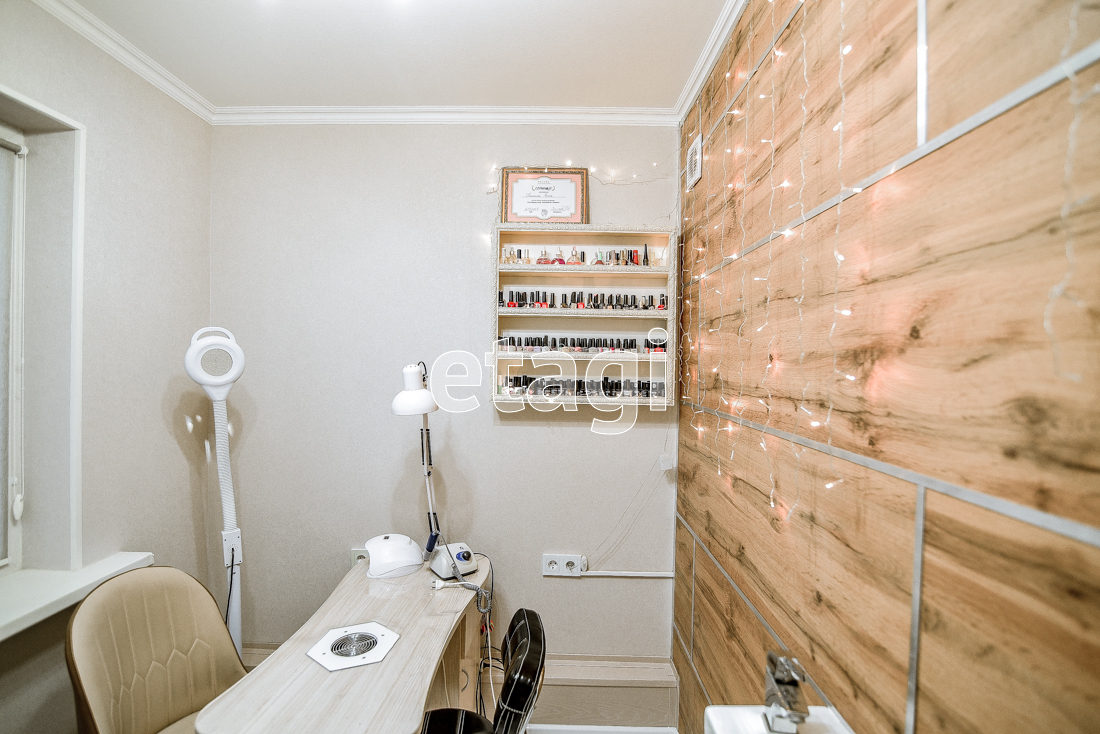 Продажа коммерческой недвижимости, 47м <sup>2</sup>, Южно-Сахалинск, Сахалинская область,  Южно-Сахалинск