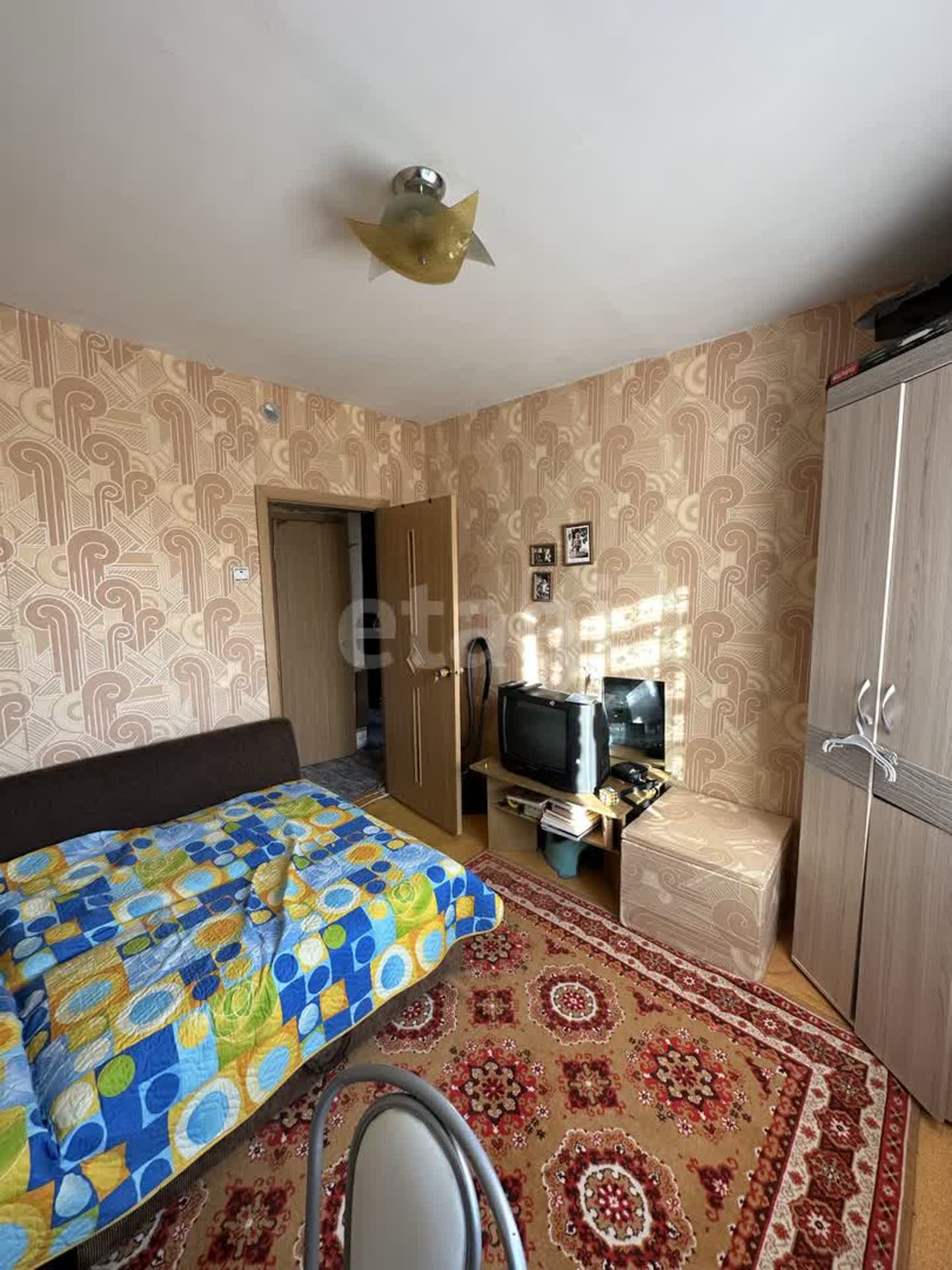 Продажа 4-комнатной квартиры, Нижневартовск, Ханты-Мансийский автономный округ,  Нижневартовск