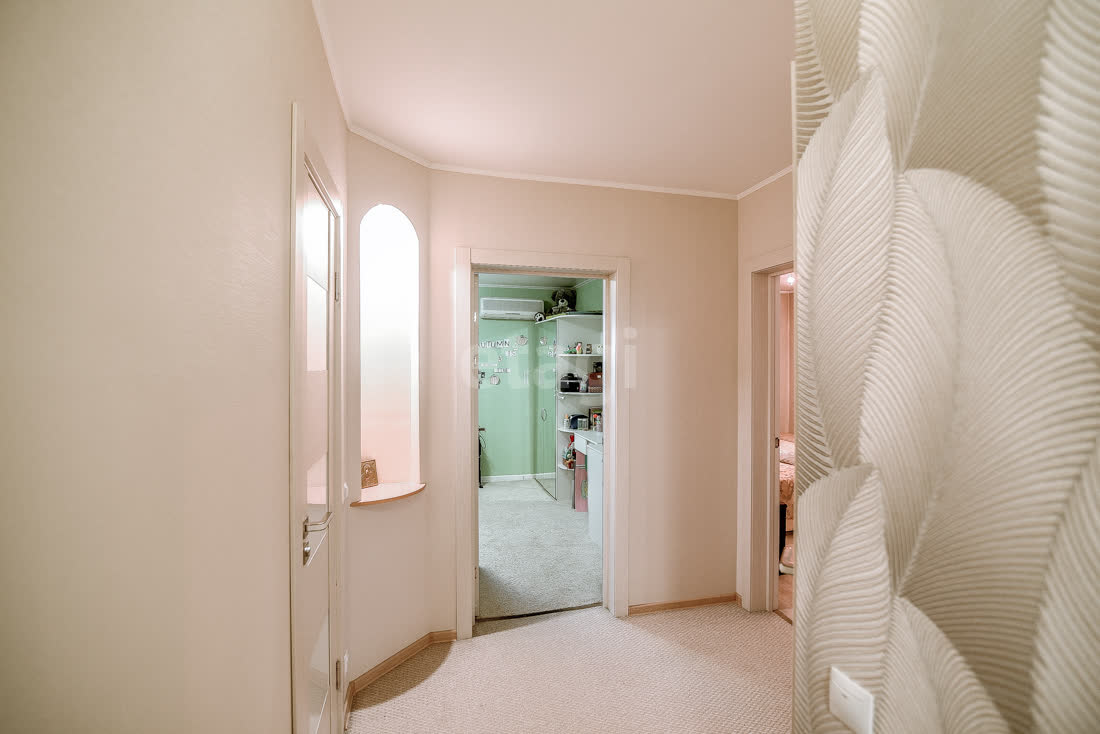 Продажа 3-комнатной квартиры, Южно-Сахалинск, Сахалинская область,  Южно-Сахалинск