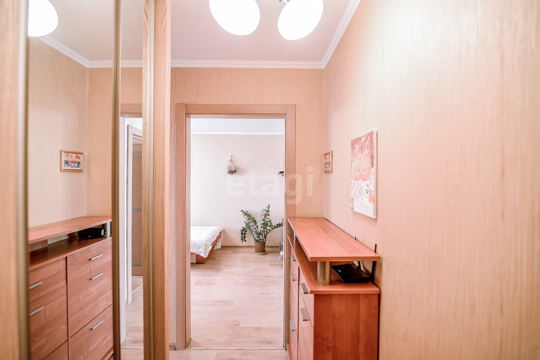 Продажа 3-комнатной квартиры, Южно-Сахалинск, Сахалинская область,  Южно-Сахалинск